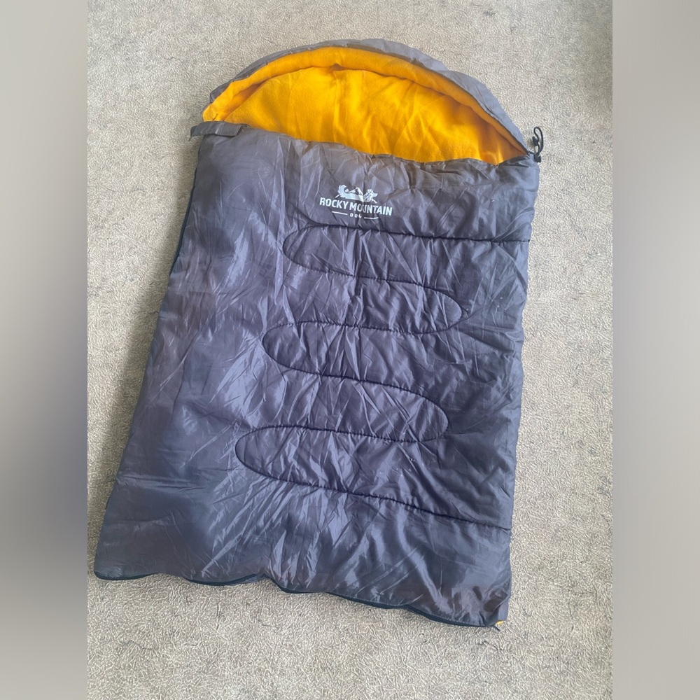 Rocky Mountain Dog Sleeping Bag
